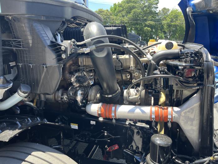 2023 Freightliner Cascadia-16