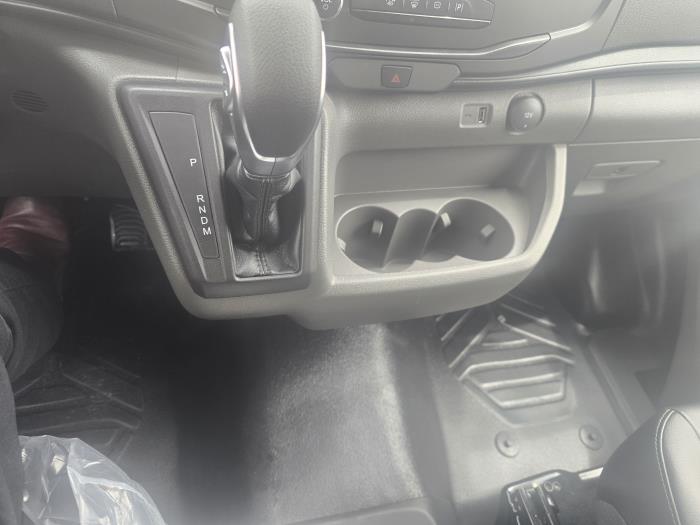 2026 Ford Transit-350-13