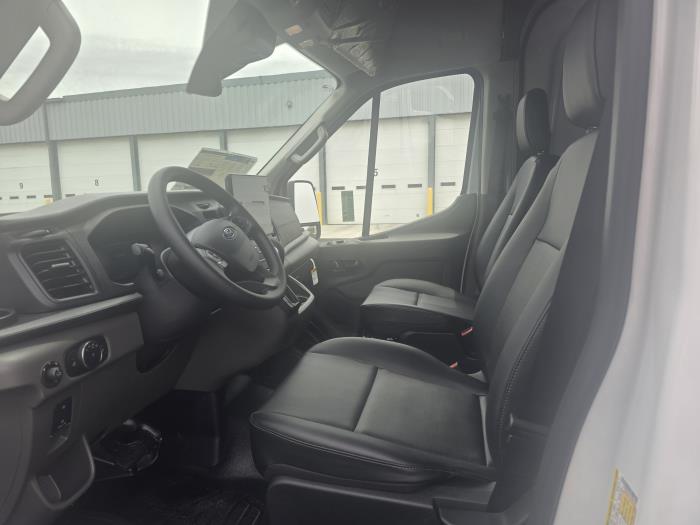 2026 Ford Transit-350-15