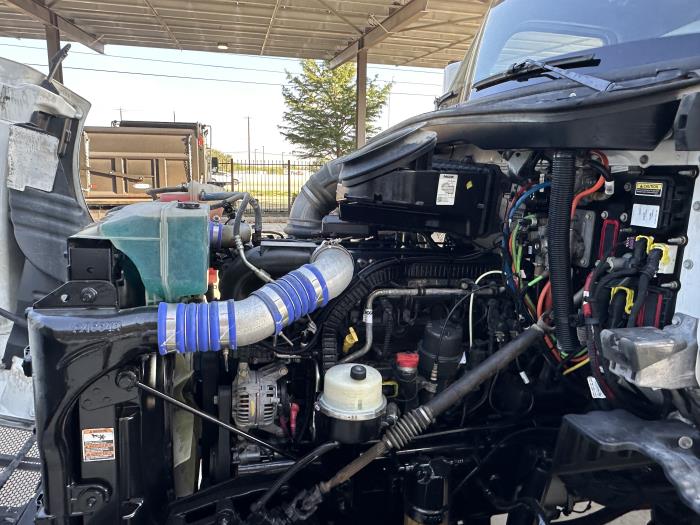 2020 Peterbilt 579-8