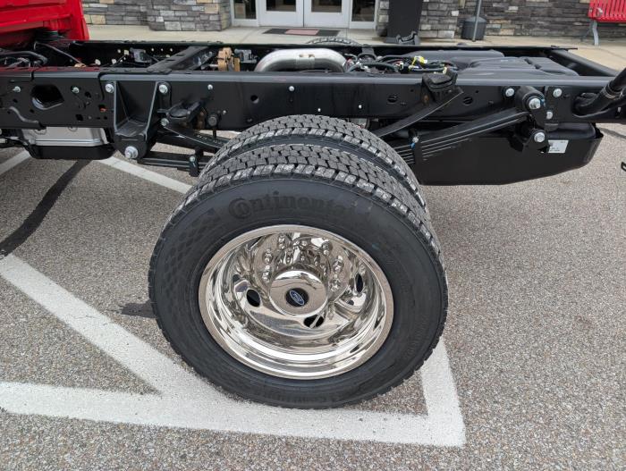 2026 Ford F-550-10