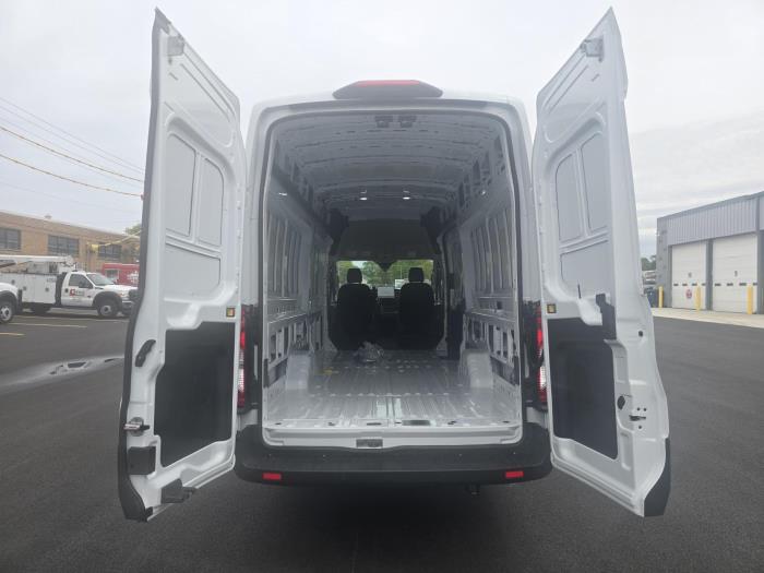2026 Ford Transit 350 HD-12