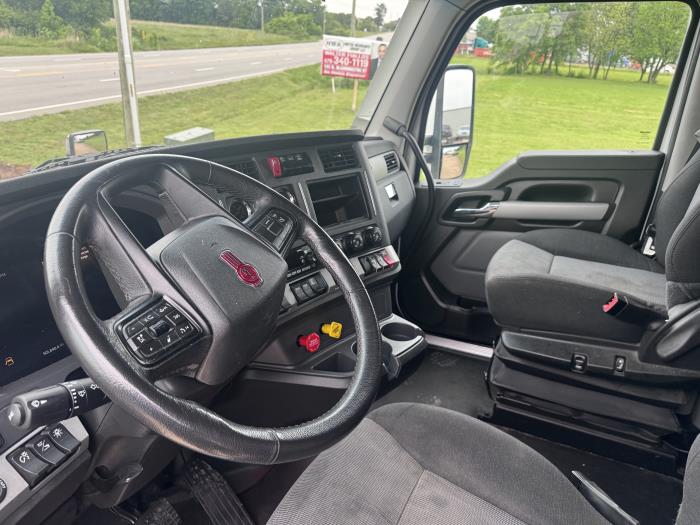 2022 Kenworth T680-11