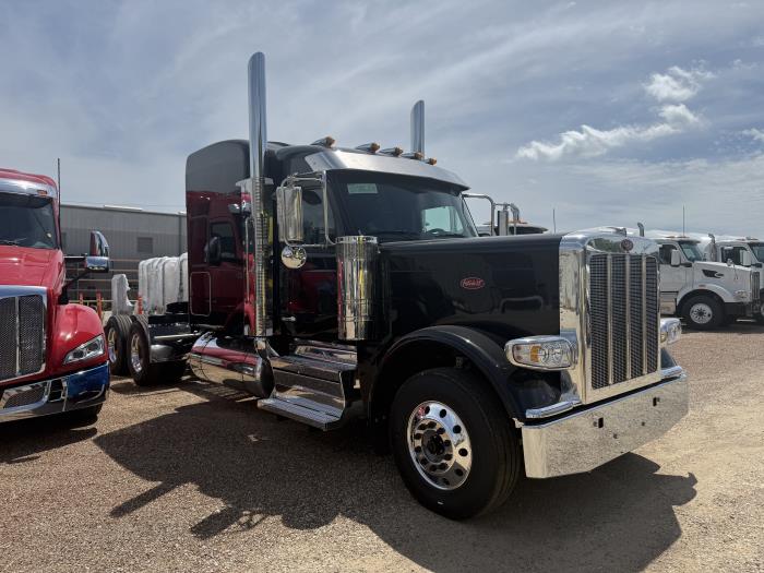 2027 Peterbilt 589-8