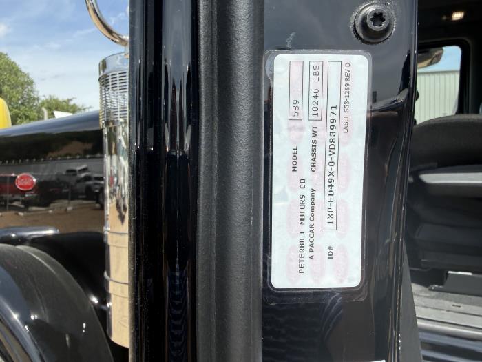 2027 Peterbilt 589-12