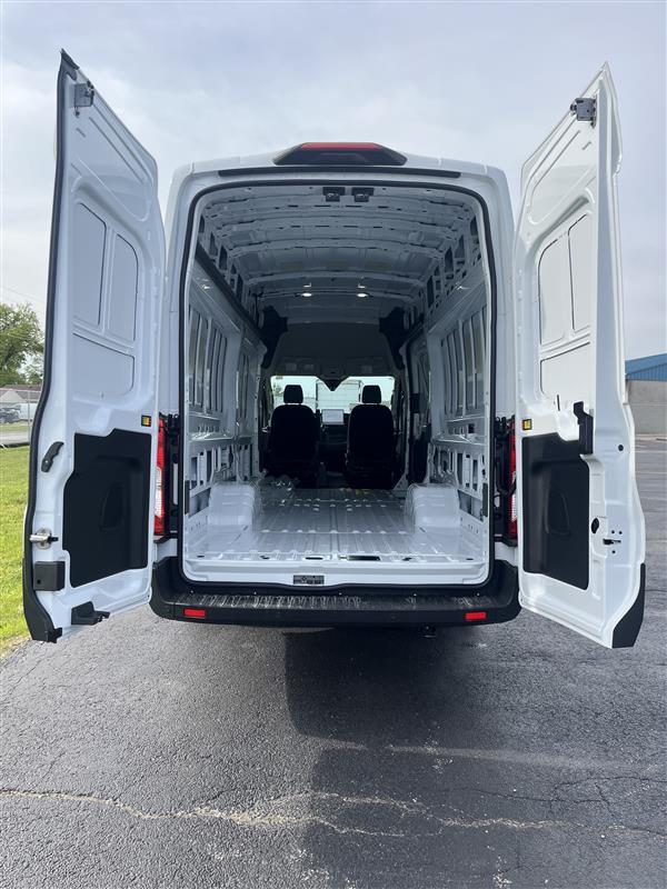 New 2026 Ford Transit 350 HD - photo 6
