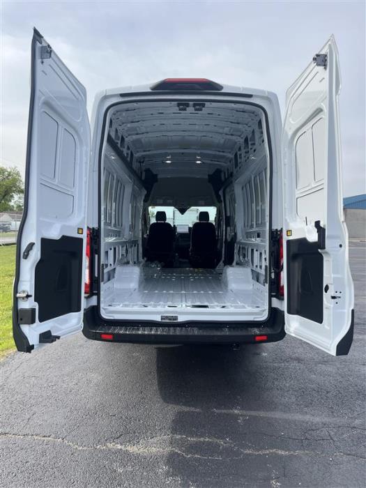 2026 Ford Transit 350 HD-5