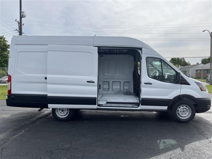 2026 Ford Transit-350-1