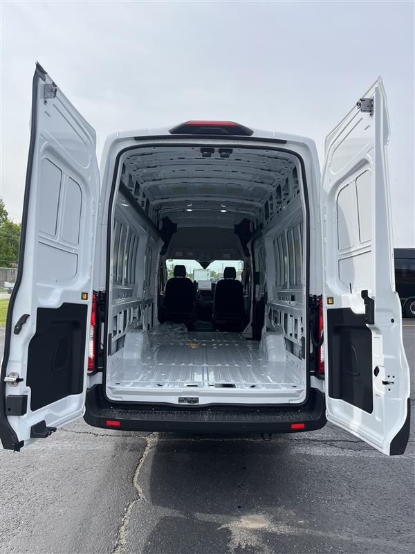 New 2026 Ford Transit 350 - photo 7