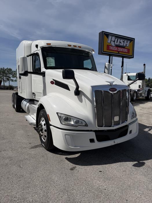 2022 Peterbilt 579-1