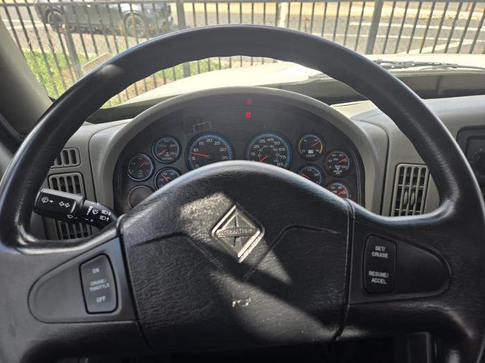 2019 International 4300-8