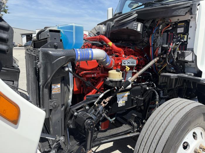 2022 Peterbilt 579-10