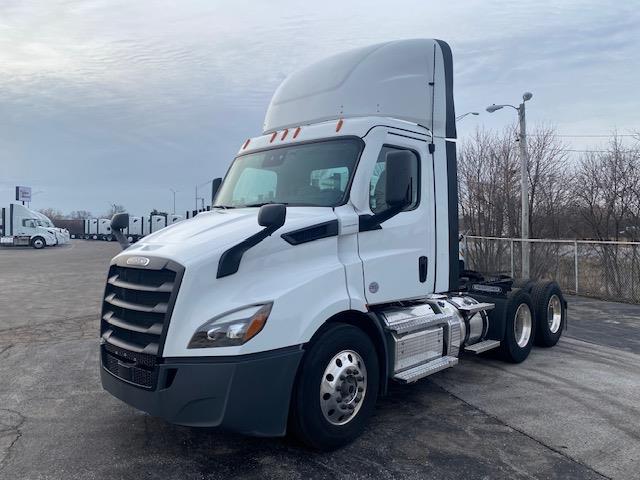 2021 Freightliner Cascadia-0