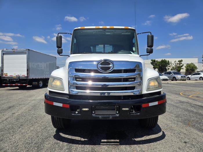 2019 Hino 268-3