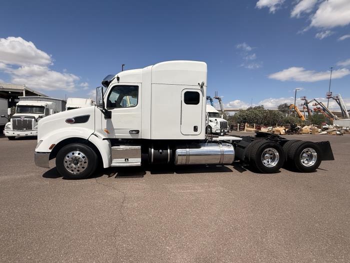 2018 Peterbilt 579-1