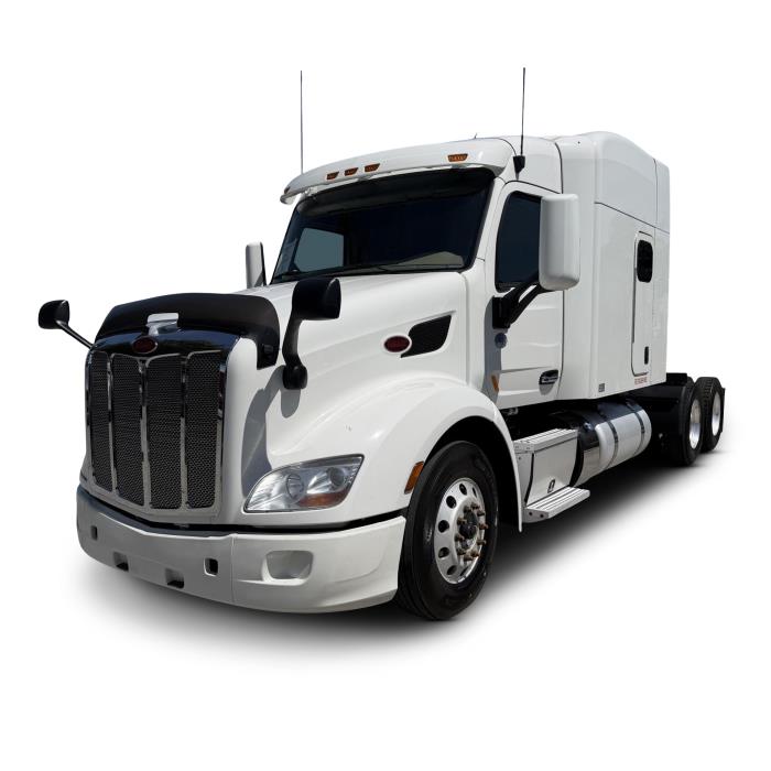2022 Peterbilt 579-0