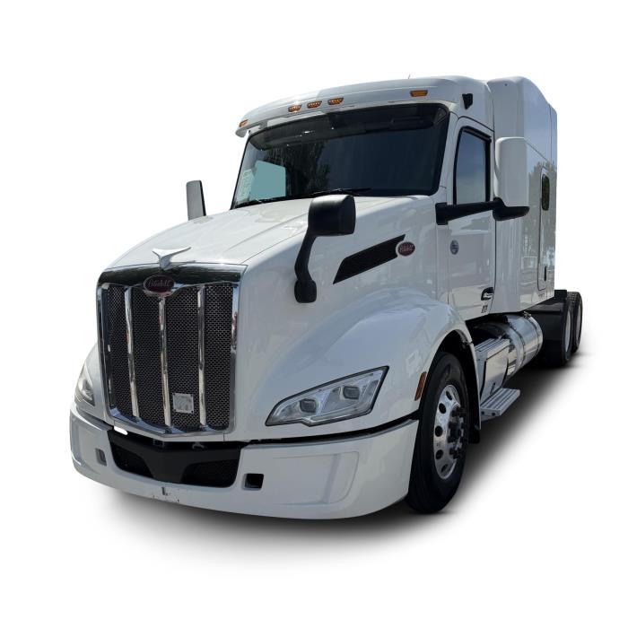 2022 Peterbilt 579-0