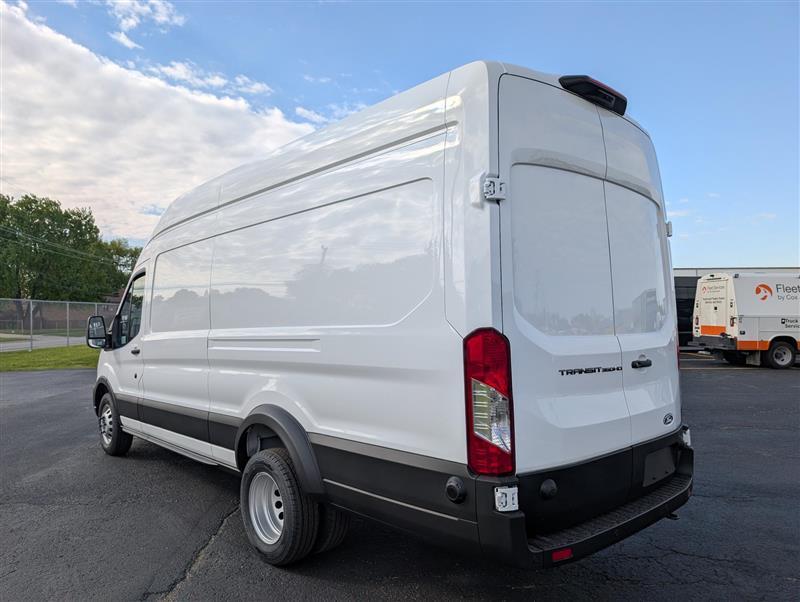 New 2026 Ford Transit 350 HD - photo 5