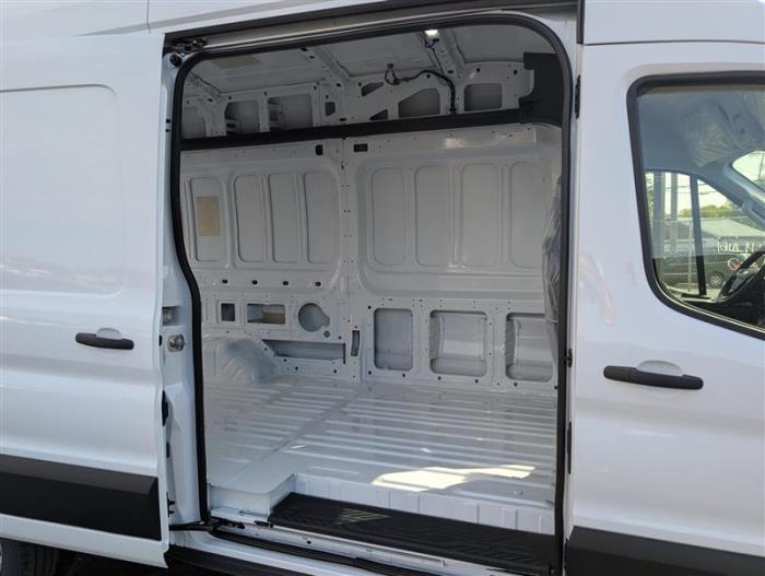 2026 Ford Transit 350 HD-12