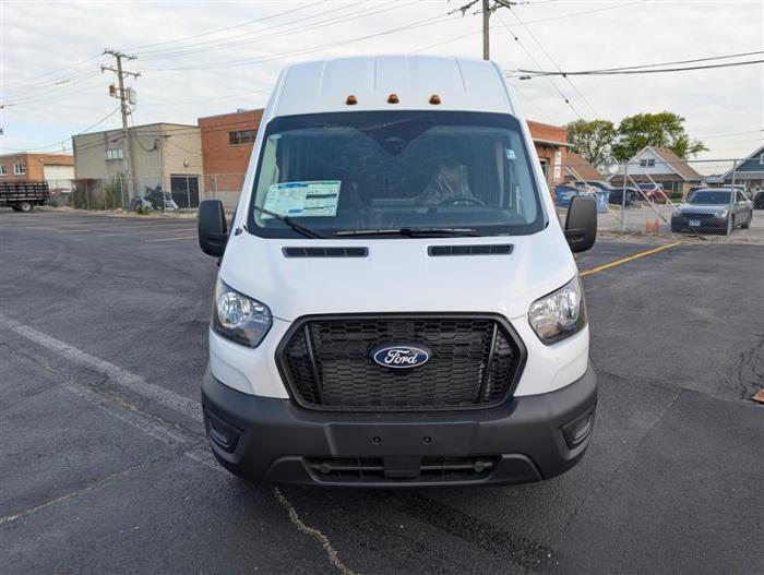 2026 Ford Transit 350 HD-3