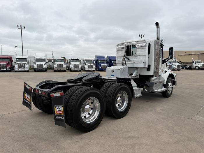 2020 Peterbilt 567-5