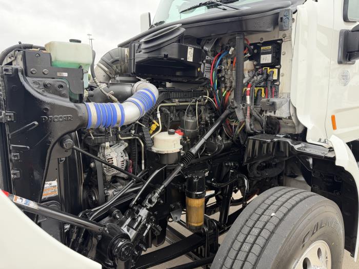 2020 Peterbilt 567-17