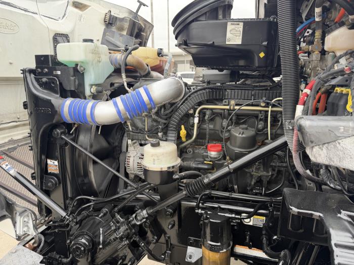 2020 Peterbilt 567-18