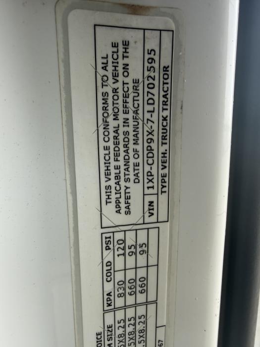 2020 Peterbilt 567-28