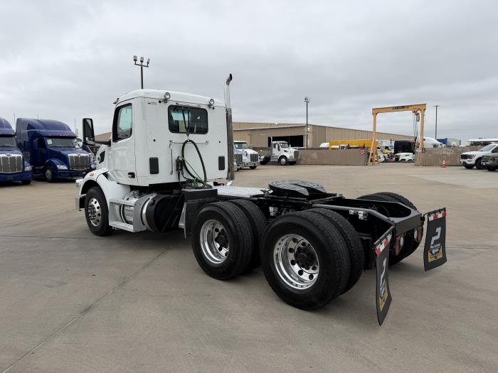 2023 Peterbilt 567-3