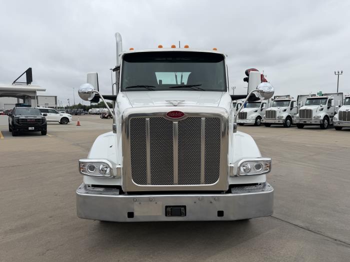 2023 Peterbilt 567-8