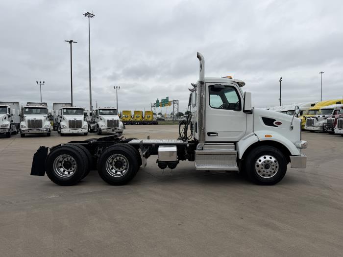 2023 Peterbilt 567-6
