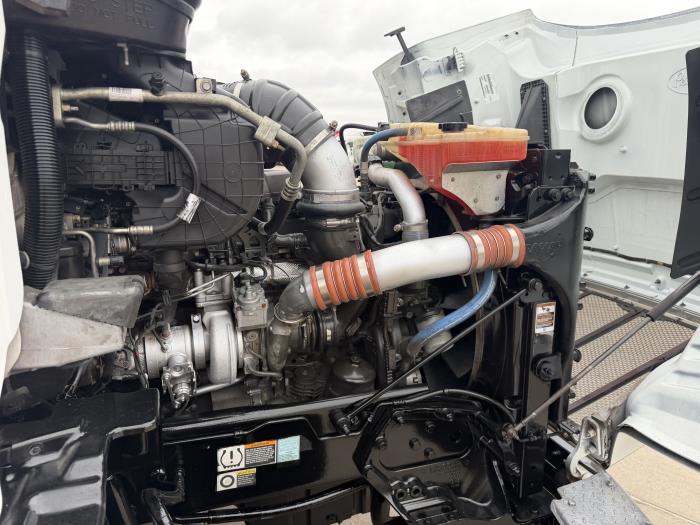 2023 Peterbilt 567-19