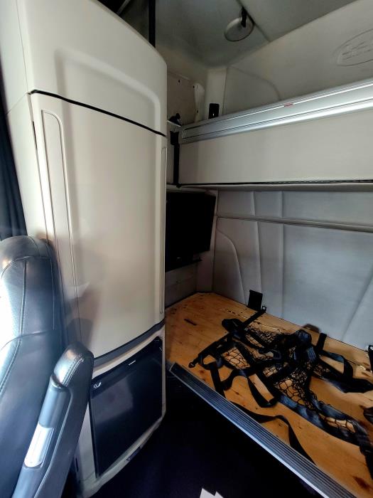 2020 Peterbilt 579-20
