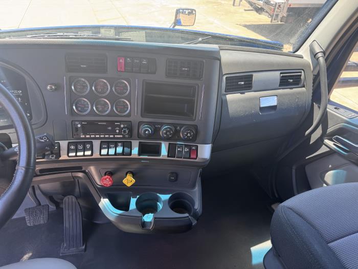 2022 Kenworth T680-11