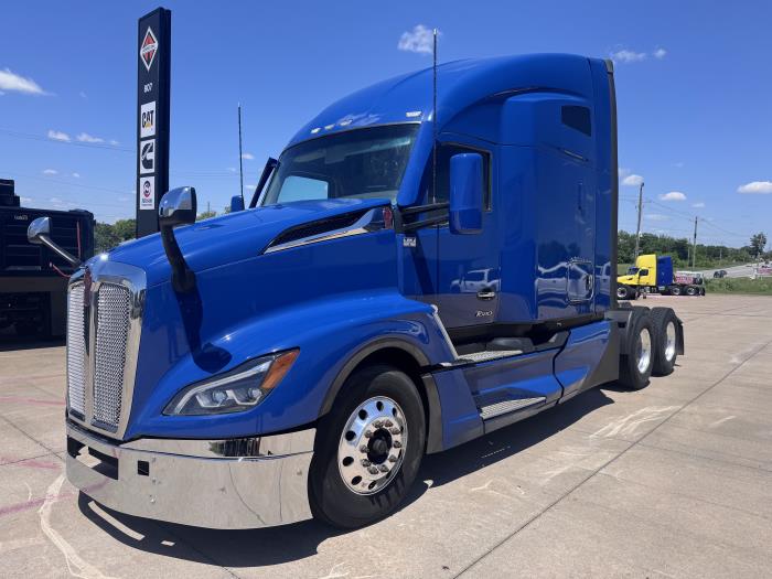 2022 Kenworth T680-1