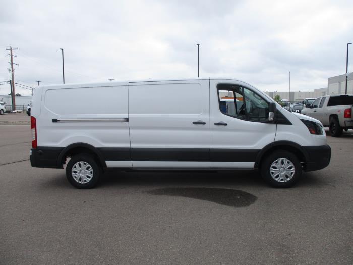 2024 Ford E-Transit-3