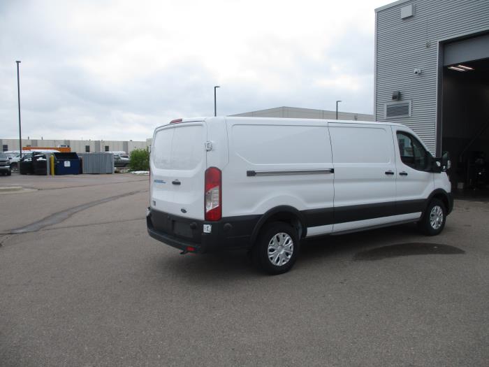 2024 Ford E-Transit-4