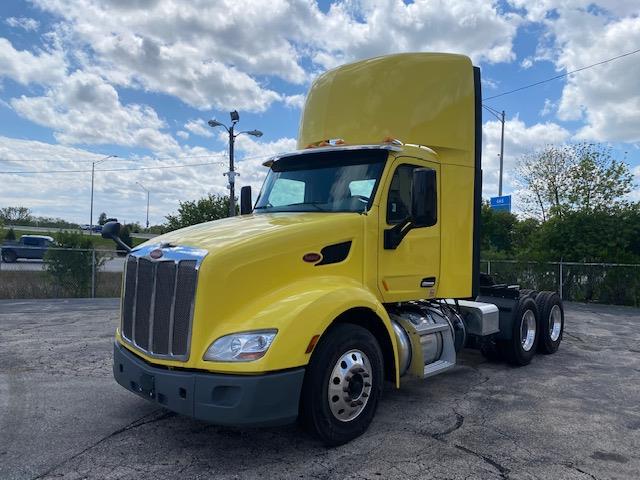 2021 Peterbilt 579-1