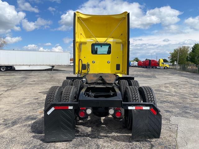2021 Peterbilt 579-4