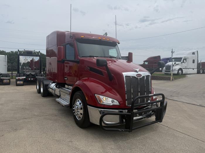 2022 Peterbilt 579-21