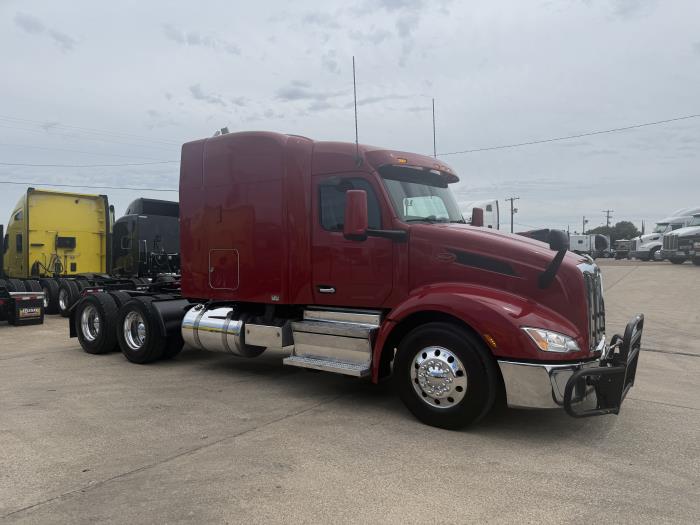 2022 Peterbilt 579-3