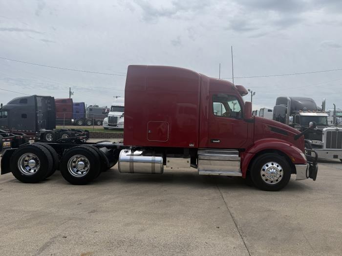 2022 Peterbilt 579-23
