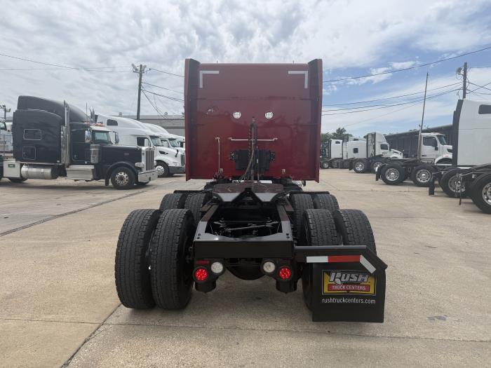 2022 Peterbilt 579-31