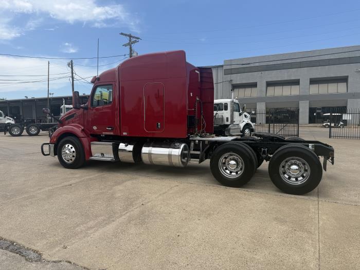 2022 Peterbilt 579-35