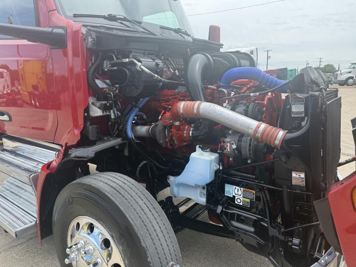 2022 Peterbilt 579-40