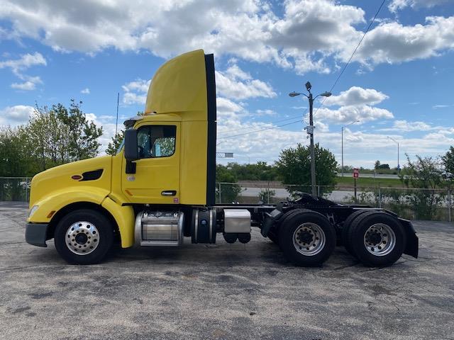 2021 Peterbilt 579-2