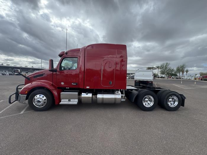 2022 Peterbilt 579-2