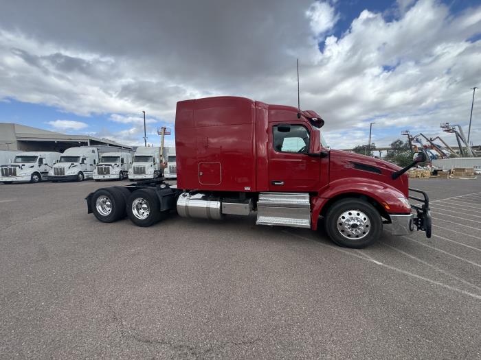 2022 Peterbilt 579-5