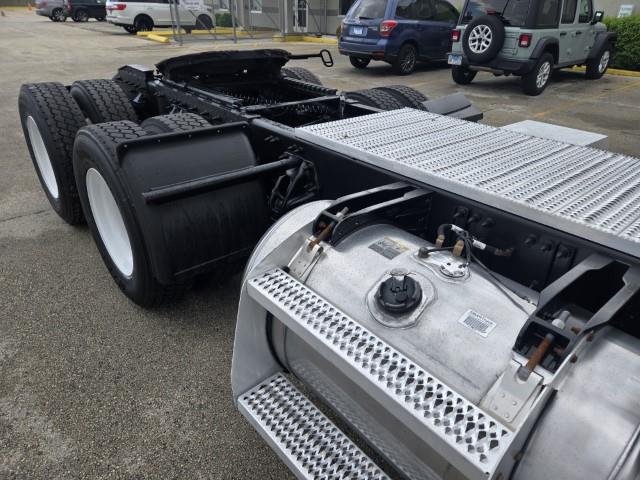 2018 Peterbilt 579-15