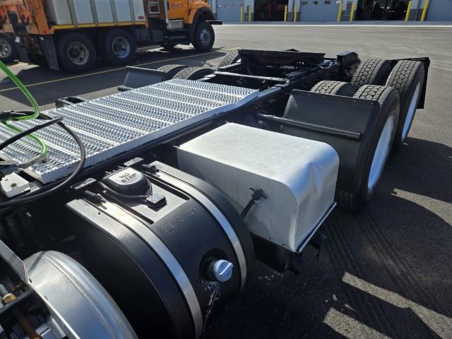 2018 Peterbilt 579-16